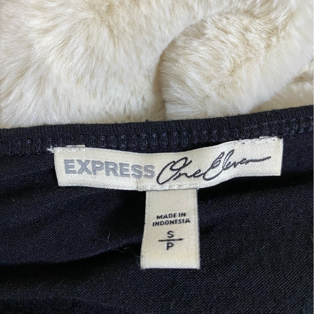 Express One Eleven tunic size S - Picture 3 of 4